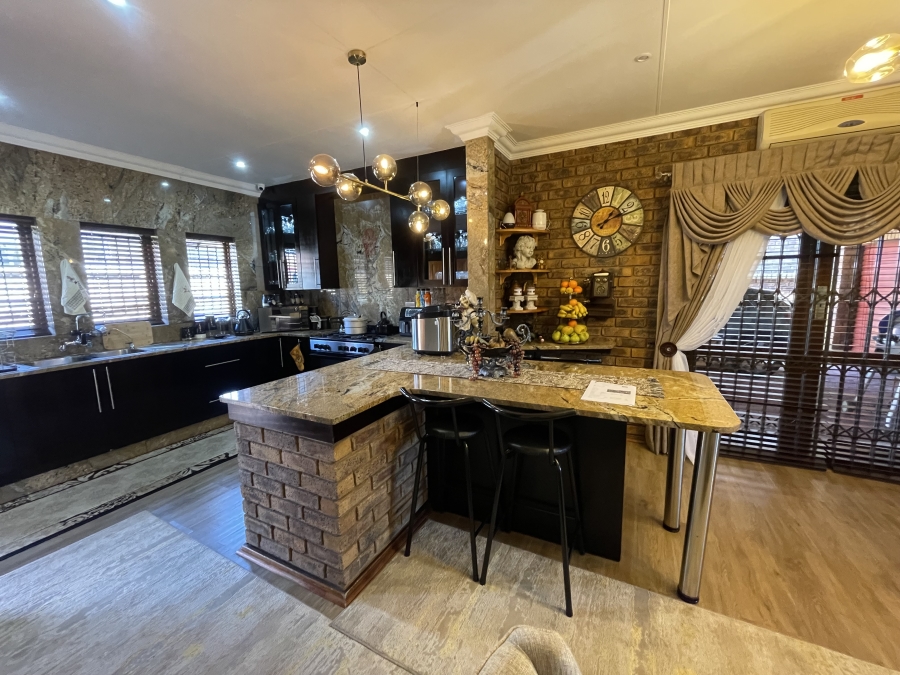 3 Bedroom Property for Sale in Petersfield Gauteng