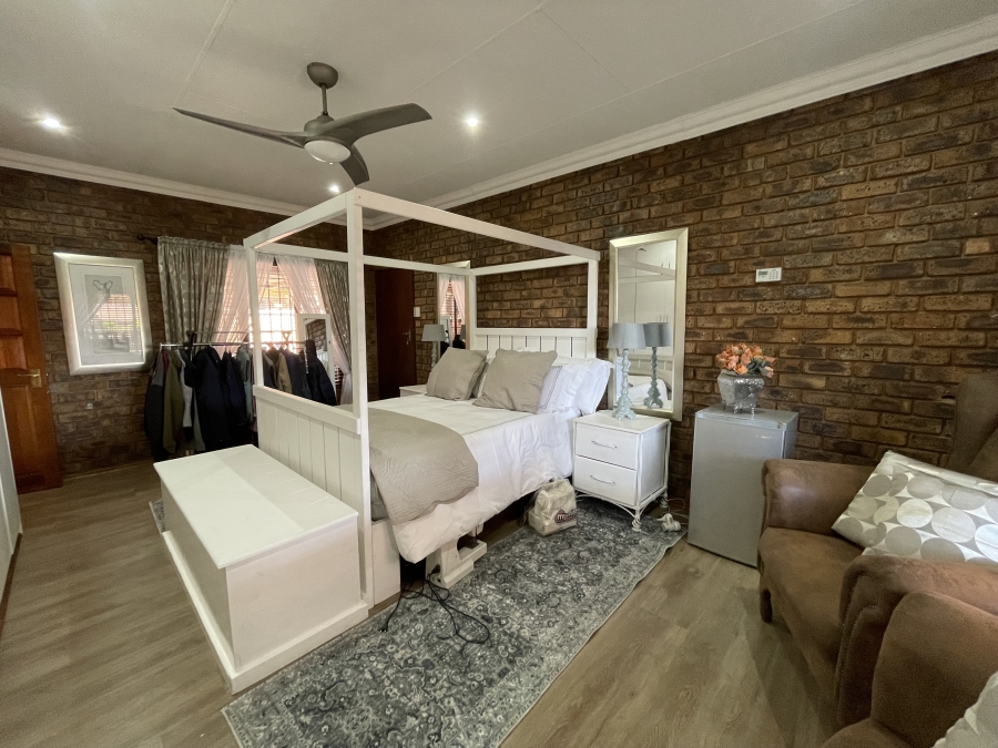 3 Bedroom Property for Sale in Petersfield Gauteng