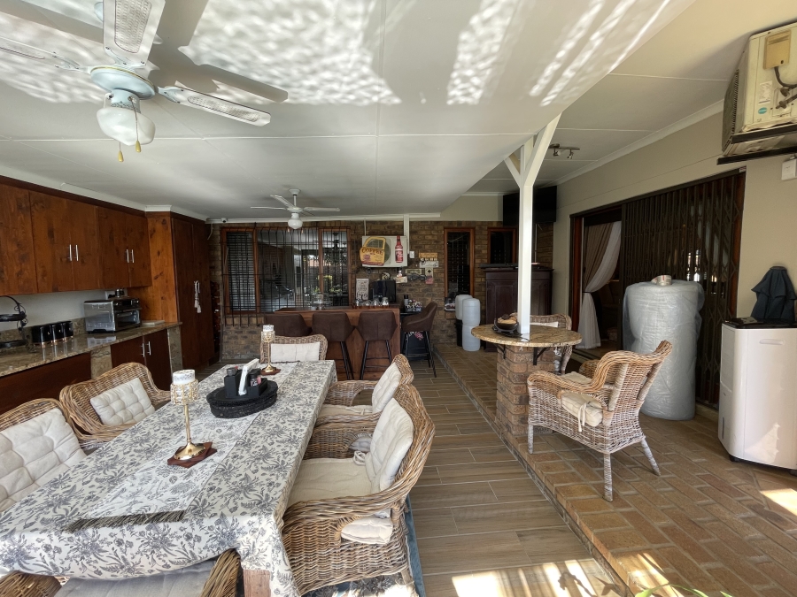 3 Bedroom Property for Sale in Petersfield Gauteng