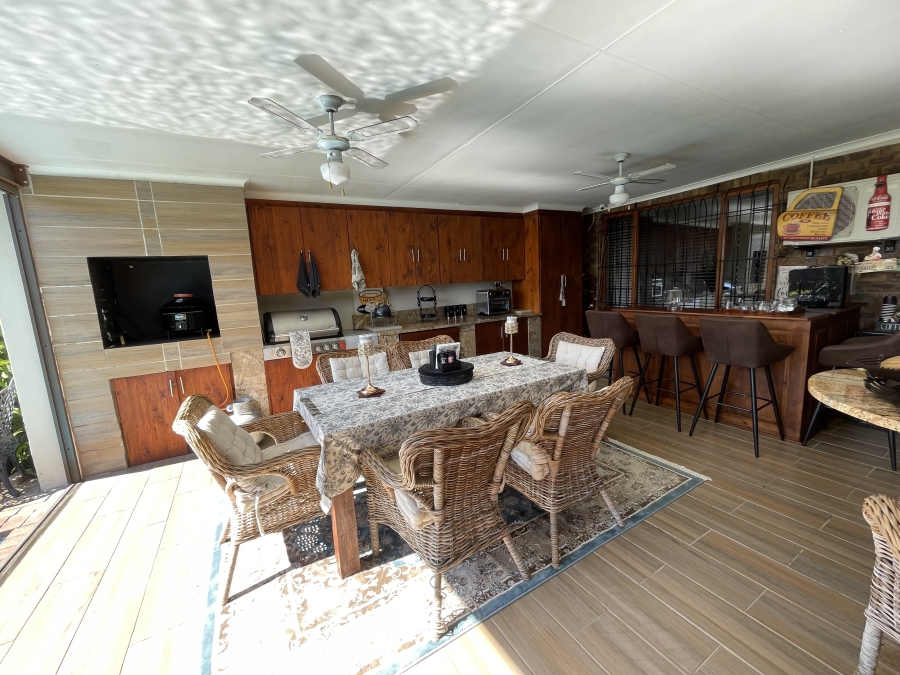 3 Bedroom Property for Sale in Petersfield Gauteng