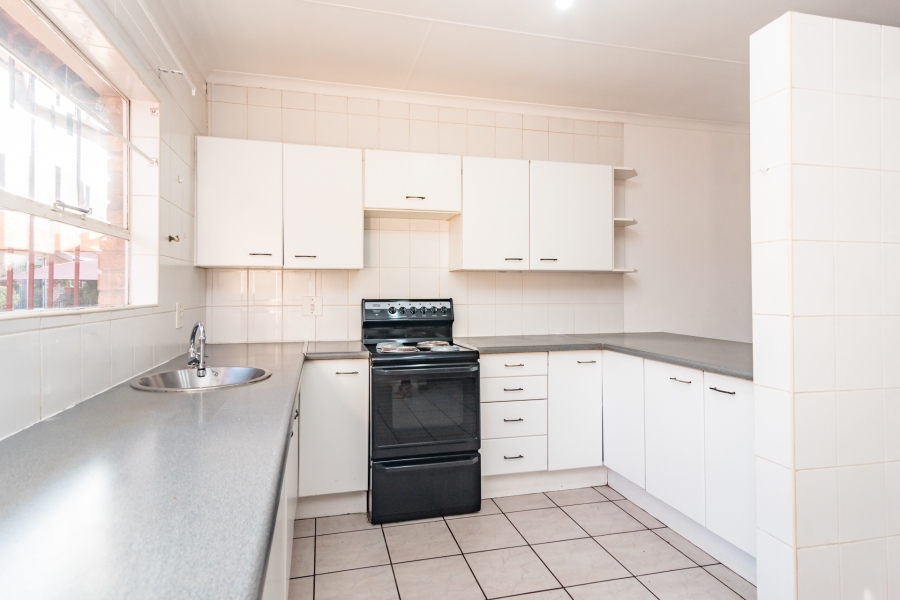 3 Bedroom Property for Sale in Rangeview Gauteng