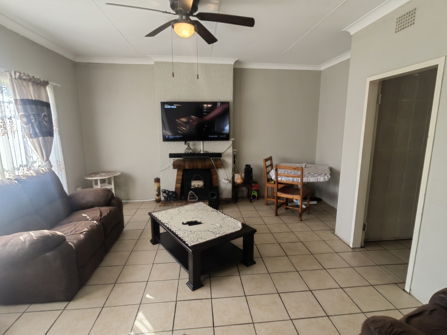 4 Bedroom Property for Sale in Noycedale Gauteng