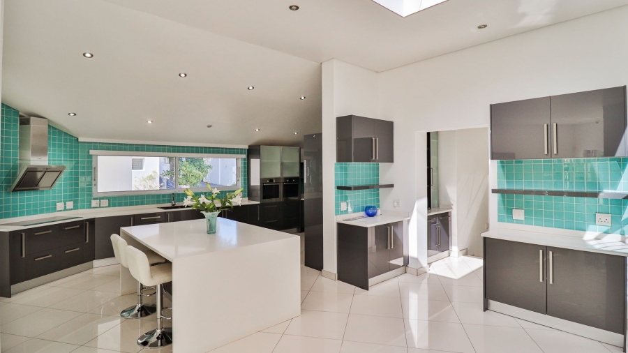 5 Bedroom Property for Sale in River Club Gauteng