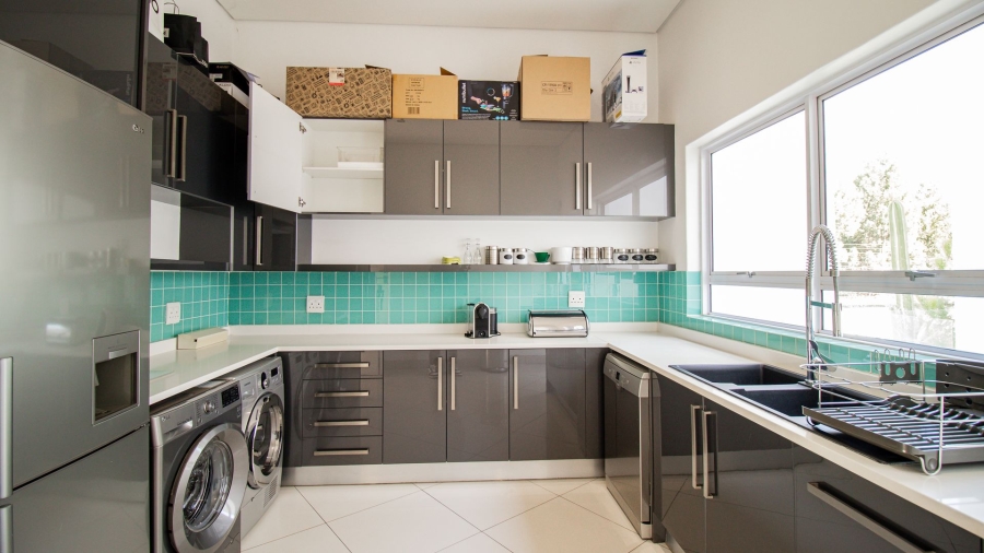 5 Bedroom Property for Sale in River Club Gauteng