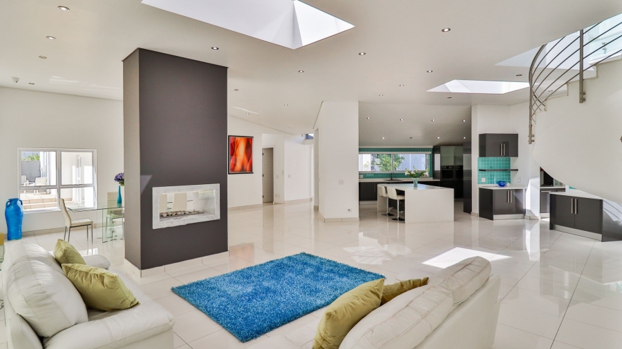 5 Bedroom Property for Sale in River Club Gauteng