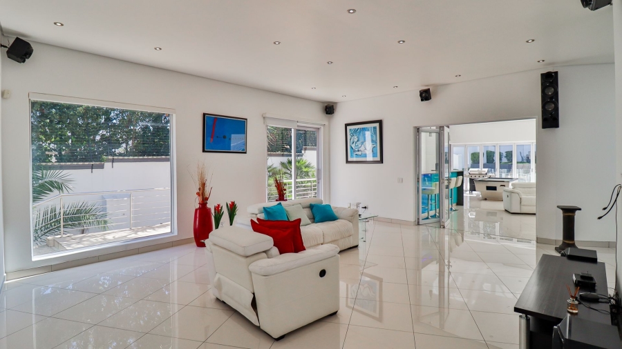 5 Bedroom Property for Sale in River Club Gauteng