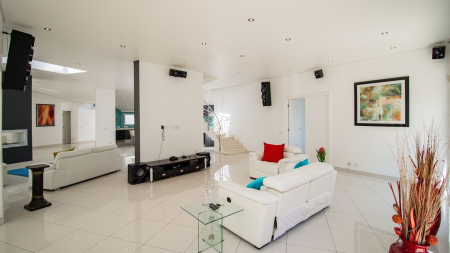 5 Bedroom Property for Sale in River Club Gauteng