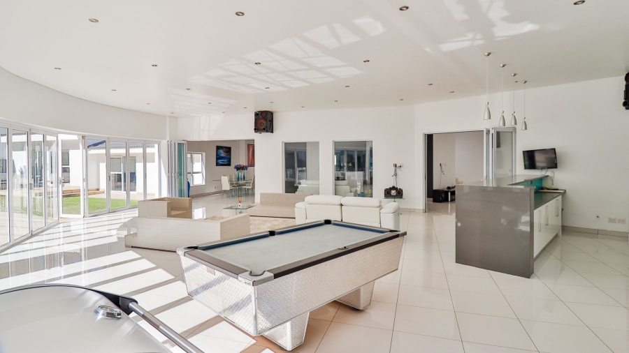 5 Bedroom Property for Sale in River Club Gauteng