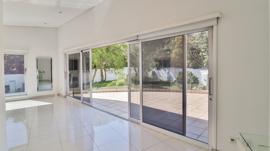 5 Bedroom Property for Sale in River Club Gauteng