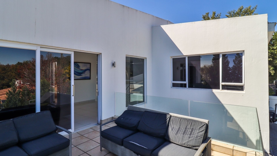 5 Bedroom Property for Sale in River Club Gauteng