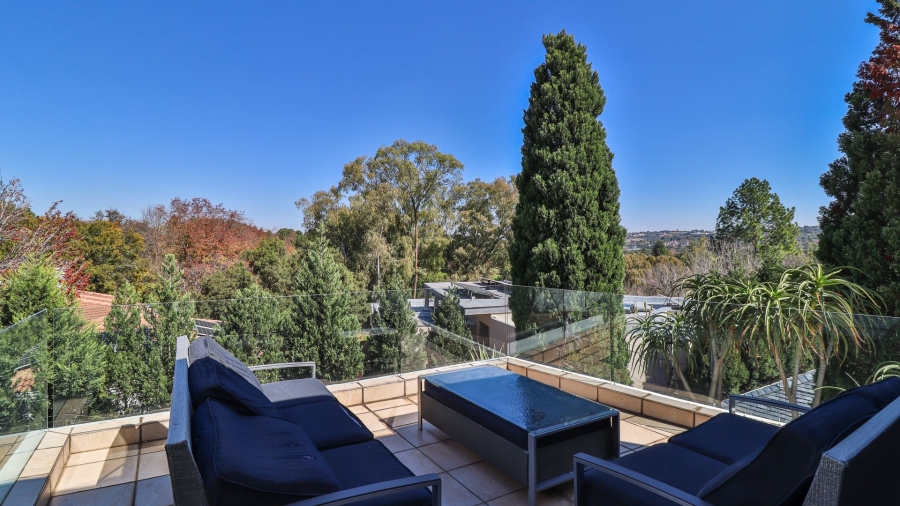 5 Bedroom Property for Sale in River Club Gauteng