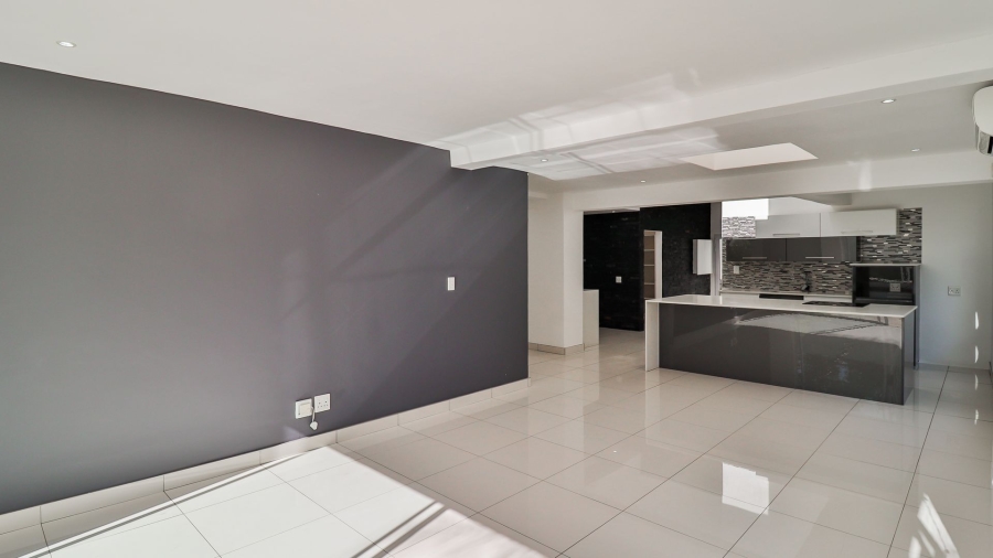 5 Bedroom Property for Sale in Morningside Gauteng