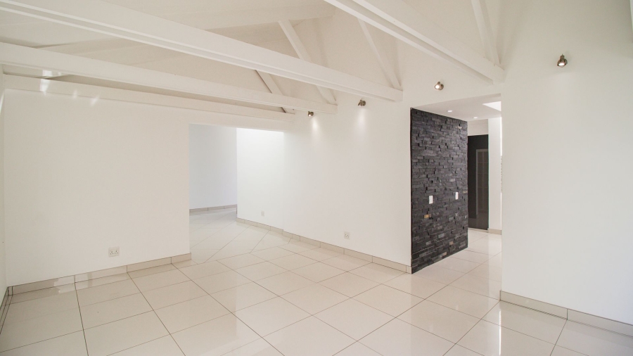 5 Bedroom Property for Sale in Morningside Gauteng