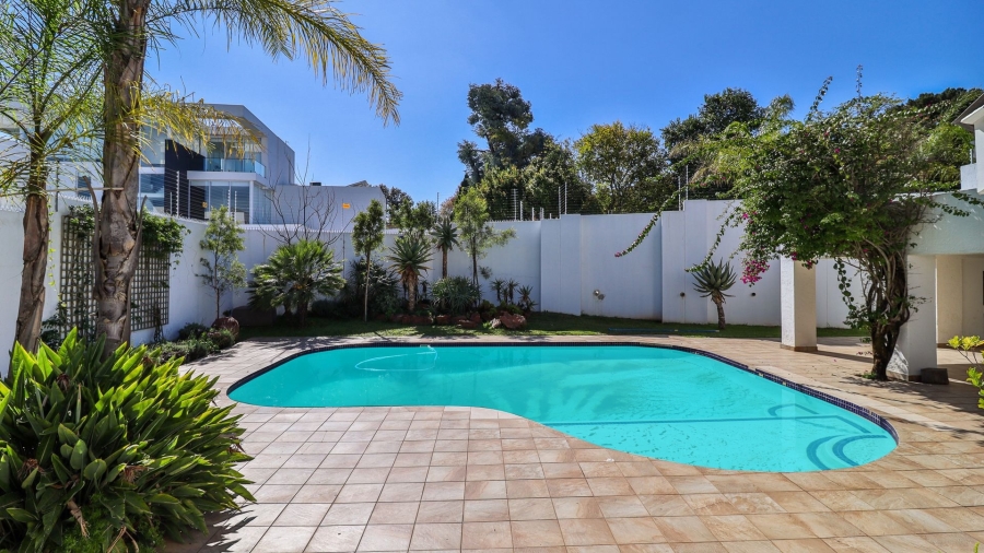 5 Bedroom Property for Sale in Morningside Gauteng