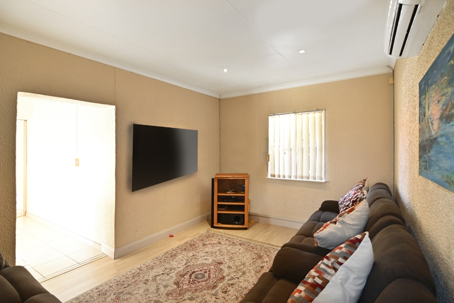 3 Bedroom Property for Sale in Noordwyk Gauteng