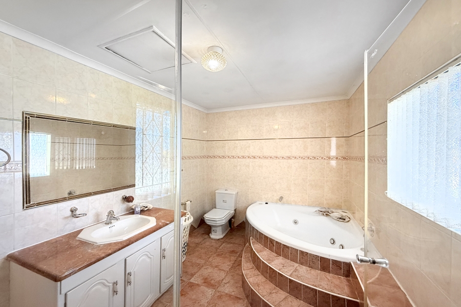 3 Bedroom Property for Sale in Noordwyk Gauteng