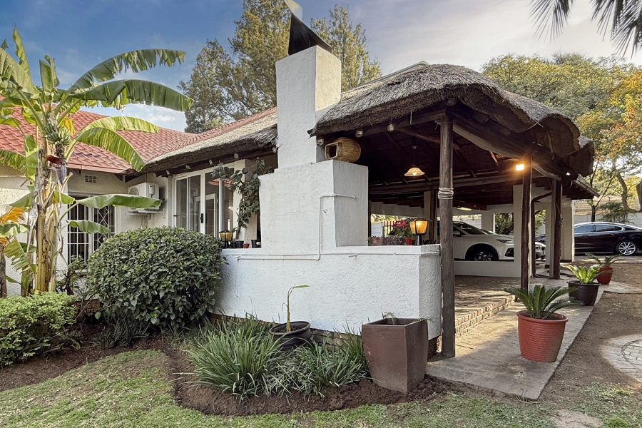 3 Bedroom Property for Sale in Noordwyk Gauteng