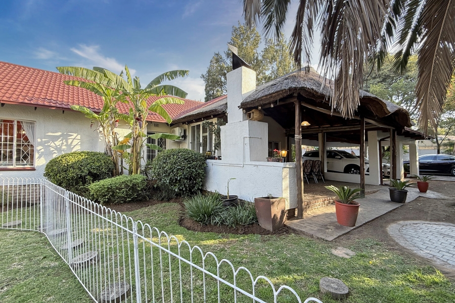 3 Bedroom Property for Sale in Noordwyk Gauteng
