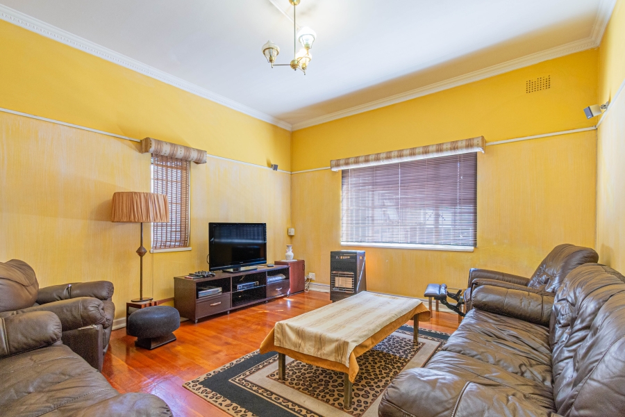 4 Bedroom Property for Sale in Greenside Gauteng