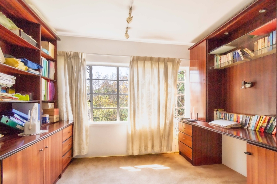 4 Bedroom Property for Sale in Greenside Gauteng
