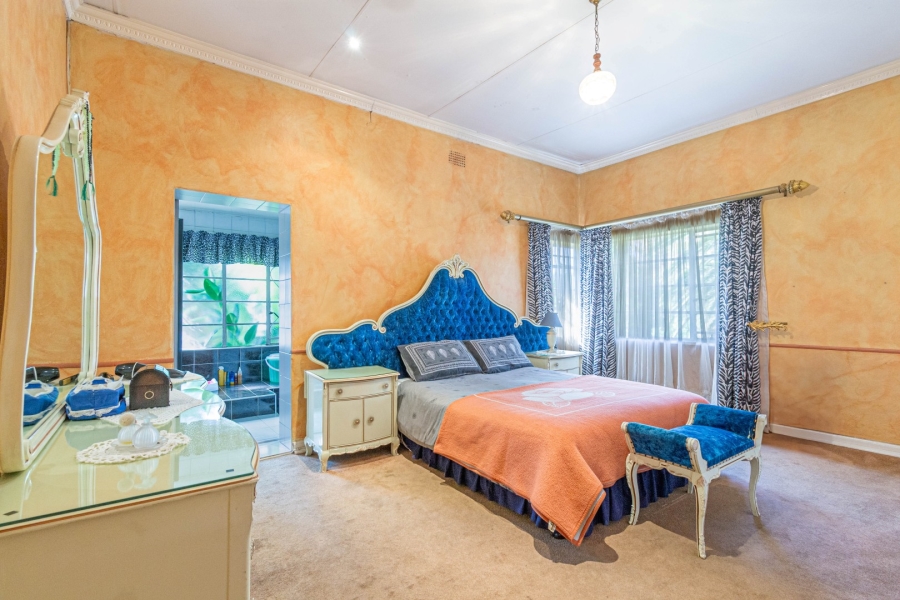 4 Bedroom Property for Sale in Greenside Gauteng