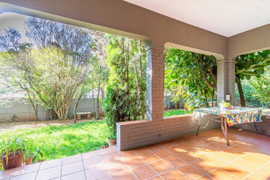 4 Bedroom Property for Sale in Greenside Gauteng