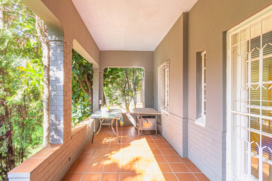 4 Bedroom Property for Sale in Greenside Gauteng