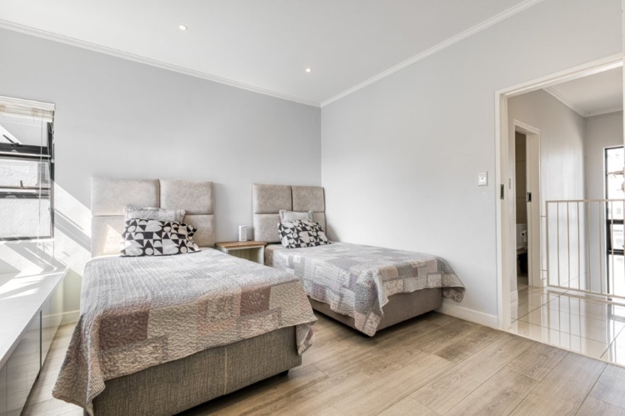 3 Bedroom Property for Sale in Lonehill Gauteng