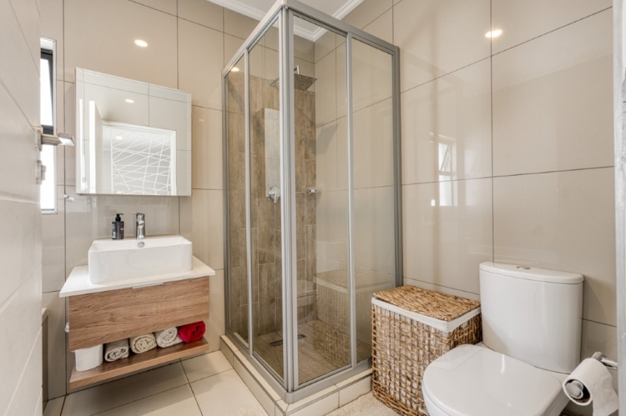 3 Bedroom Property for Sale in Lonehill Gauteng