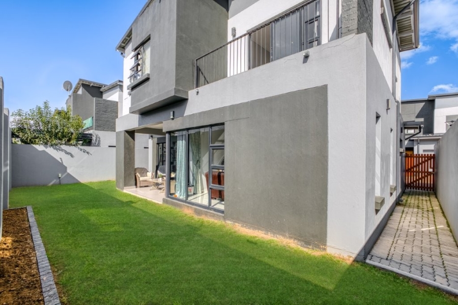 3 Bedroom Property for Sale in Lonehill Gauteng