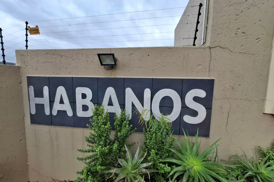 2 Bedroom Property for Sale in Wilgeheuwel Gauteng