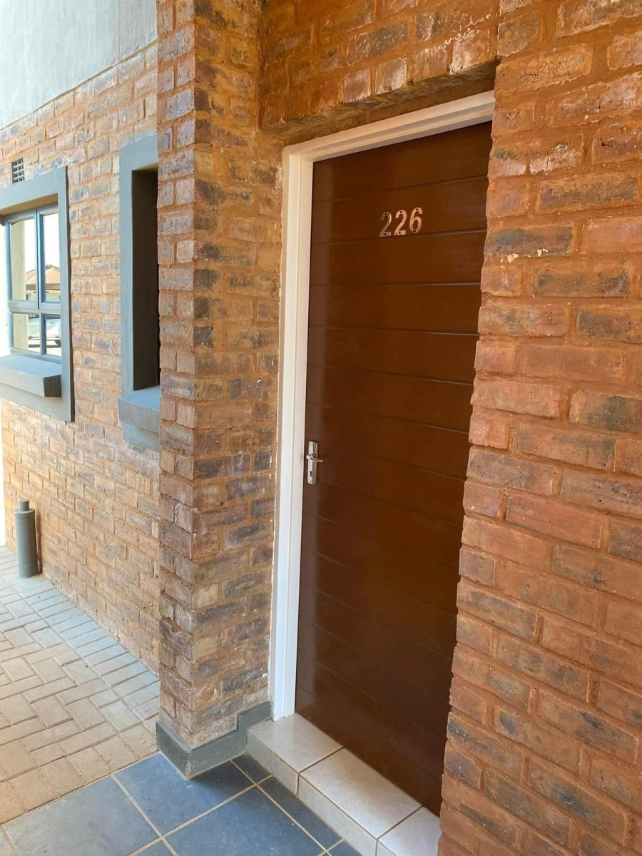 To Let 3 Bedroom Property for Rent in Kenleaf Gauteng