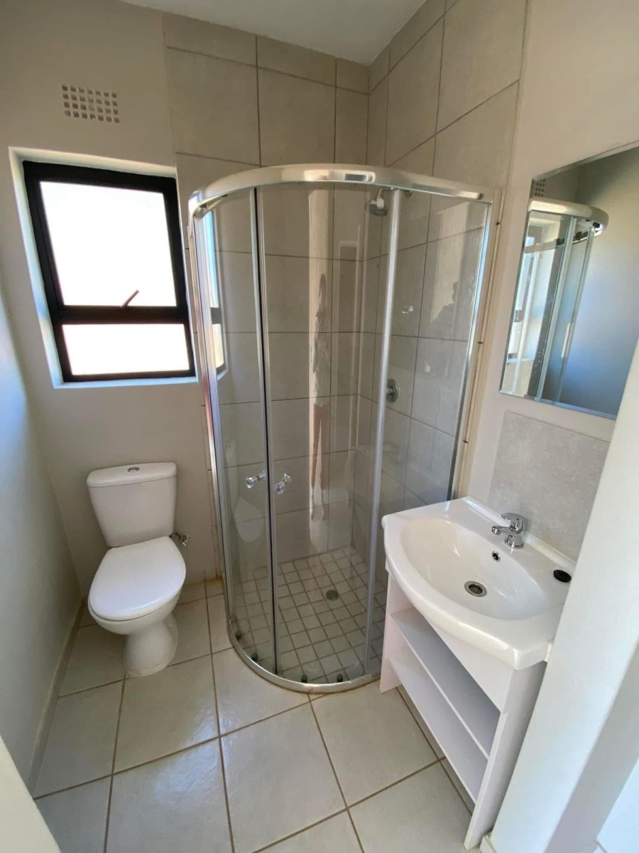 To Let 3 Bedroom Property for Rent in Kenleaf Gauteng