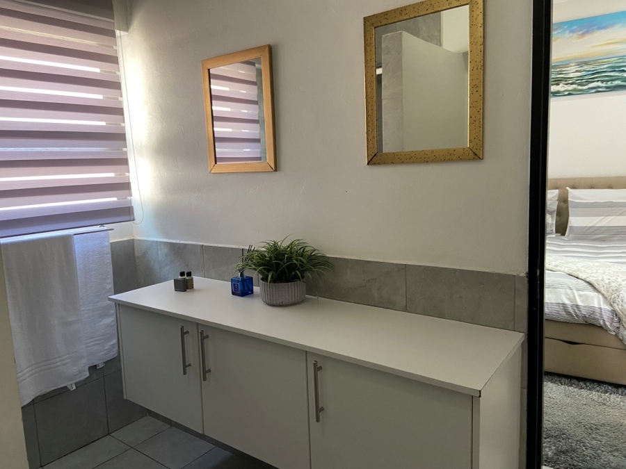 To Let 2 Bedroom Property for Rent in Ferndale Gauteng