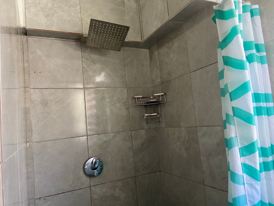 To Let 2 Bedroom Property for Rent in Ferndale Gauteng
