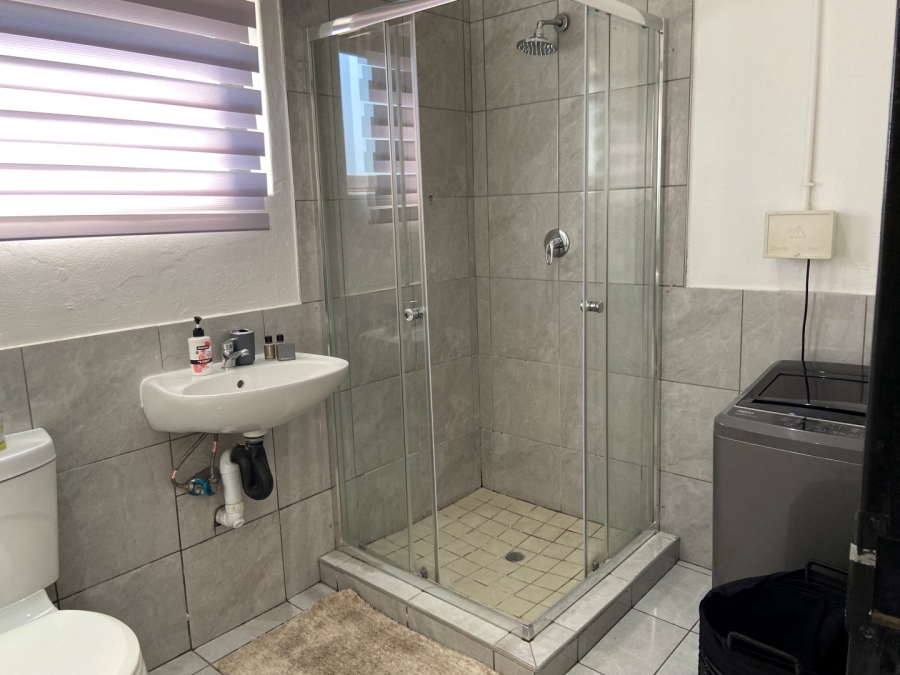 To Let 2 Bedroom Property for Rent in Ferndale Gauteng