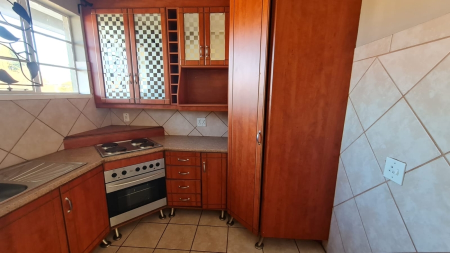 To Let 2 Bedroom Property for Rent in Dalview Gauteng