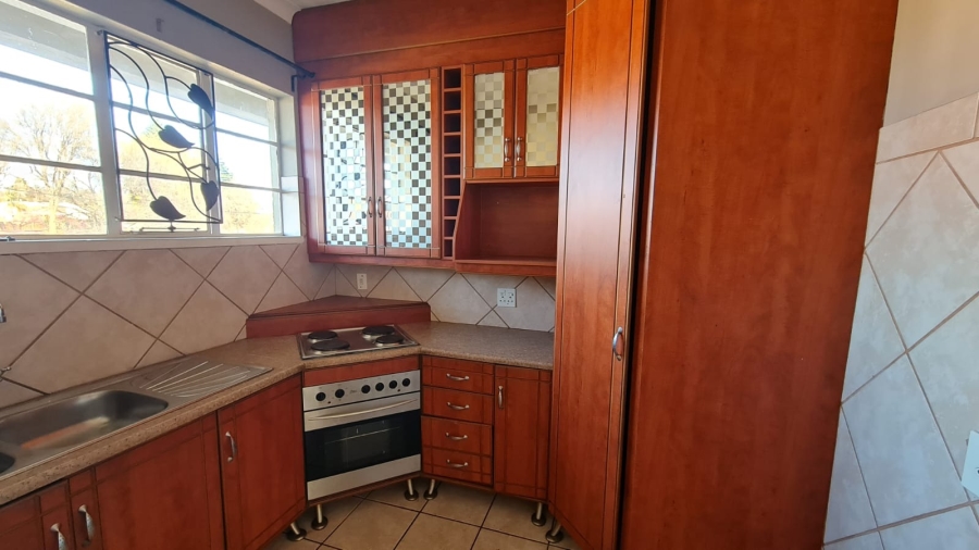 To Let 2 Bedroom Property for Rent in Dalview Gauteng