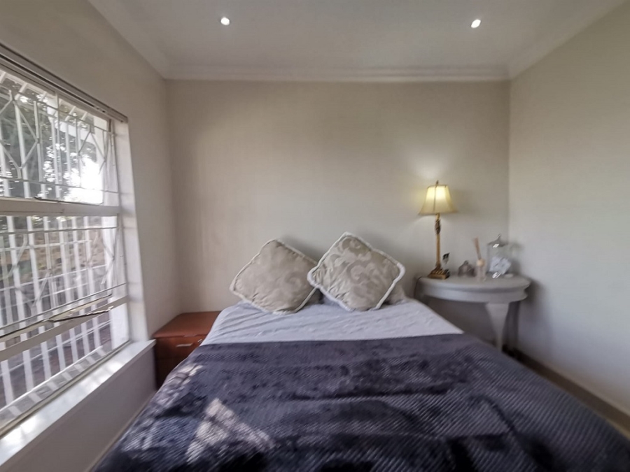 3 Bedroom Property for Sale in Glenvista Gauteng