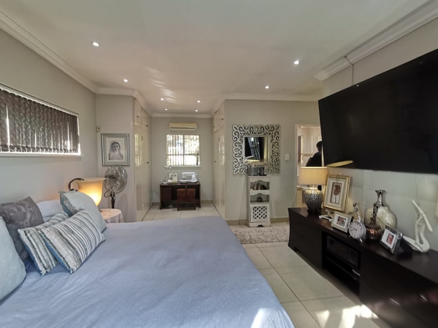 3 Bedroom Property for Sale in Glenvista Gauteng