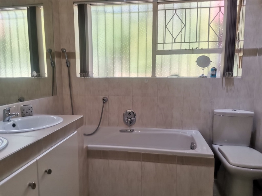 3 Bedroom Property for Sale in Glenvista Gauteng