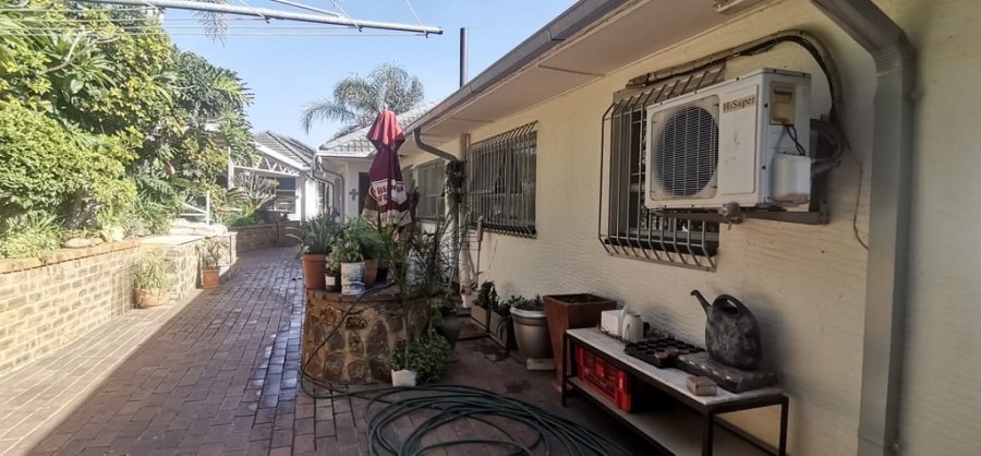 3 Bedroom Property for Sale in Glenvista Gauteng