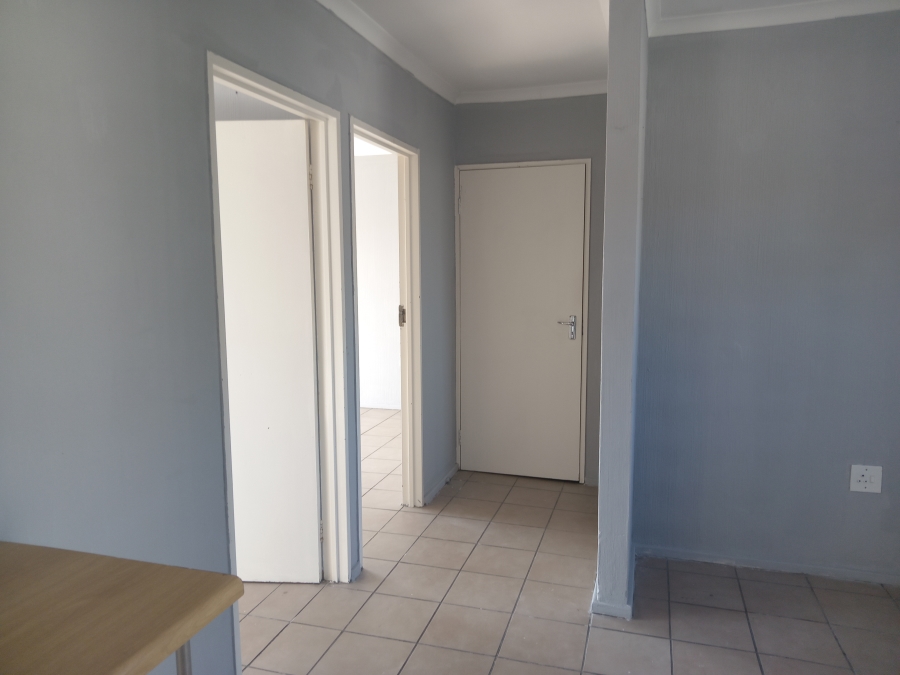 To Let 2 Bedroom Property for Rent in Radiokop Gauteng
