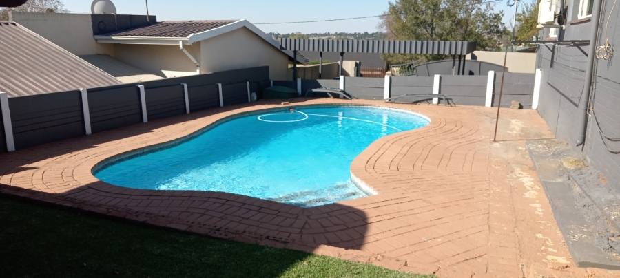 3 Bedroom Property for Sale in Visagie Park Gauteng