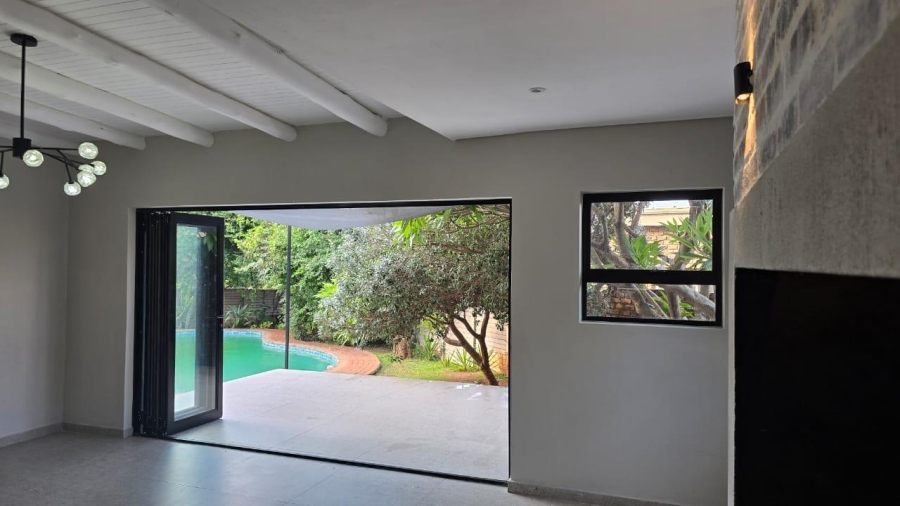 4 Bedroom Property for Sale in Garsfontein Gauteng