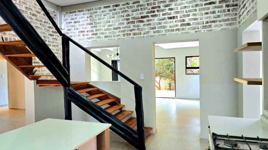 4 Bedroom Property for Sale in Garsfontein Gauteng