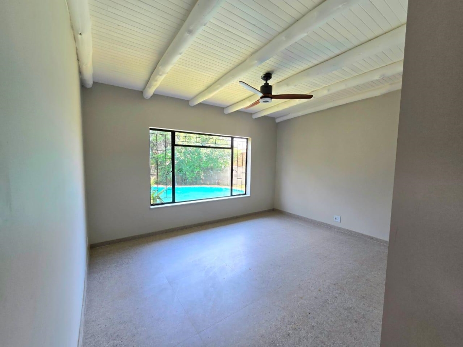 4 Bedroom Property for Sale in Garsfontein Gauteng