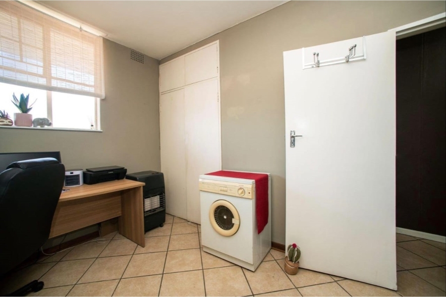 2 Bedroom Property for Sale in Morehill Gauteng