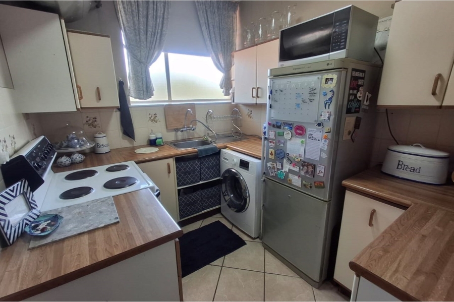 2 Bedroom Property for Sale in Morehill Gauteng