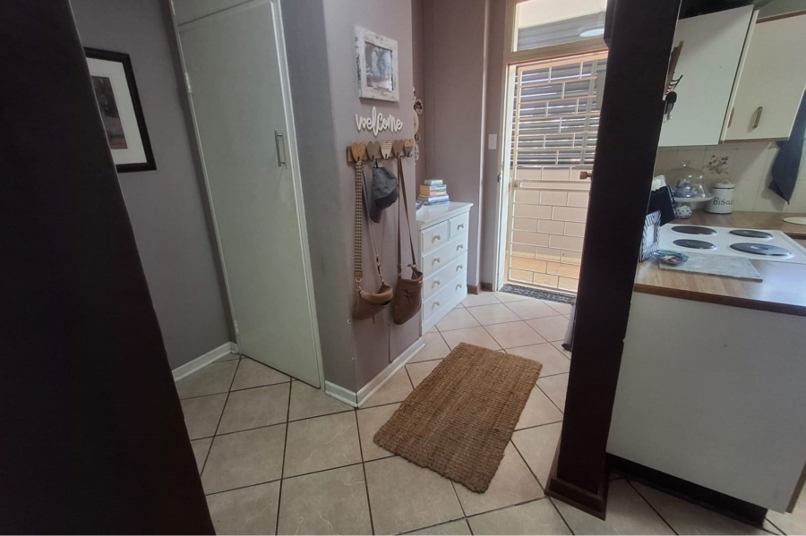 2 Bedroom Property for Sale in Morehill Gauteng
